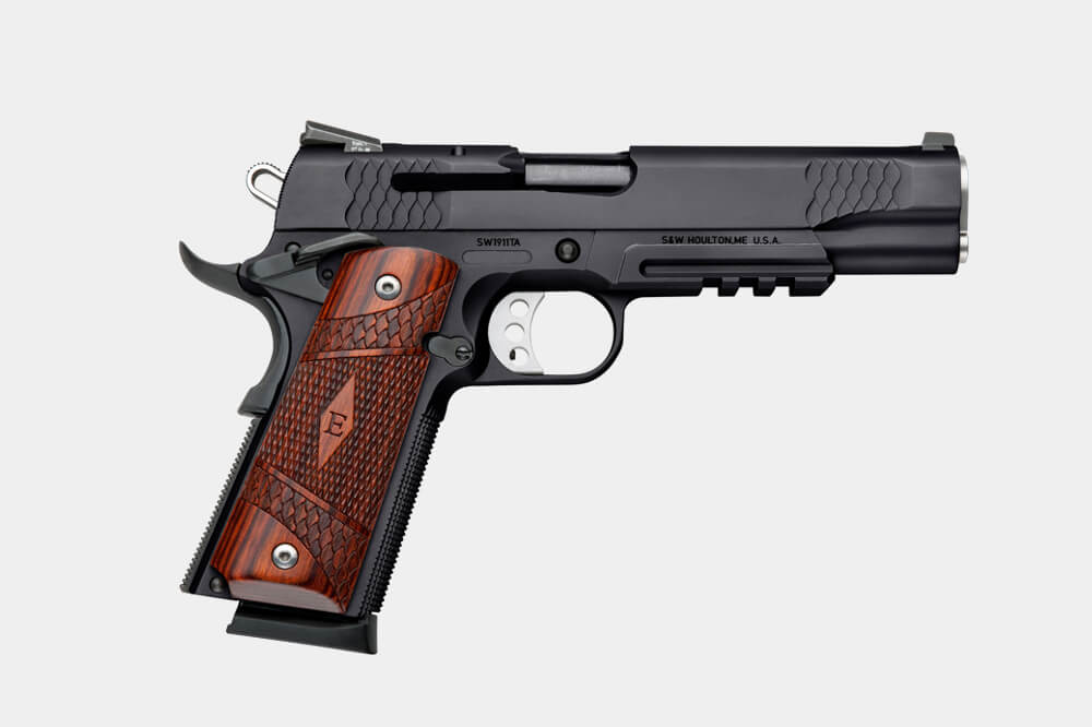 Smith-and-Wesson-Tactical-Accessory-Rail-Pistol