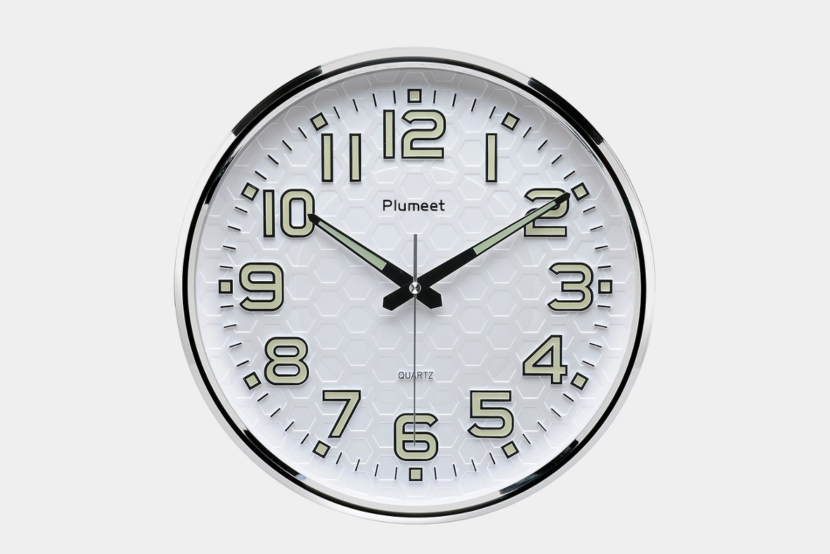 Nightlight Function Plumeet Wall Clock