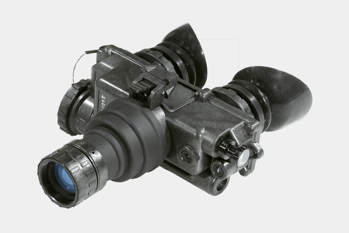 Superior-Tactical-PVS7-Night-Vision-Goggle-Gen-3-Blem-Spec
