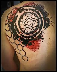 best honeycomb design tattoo for men