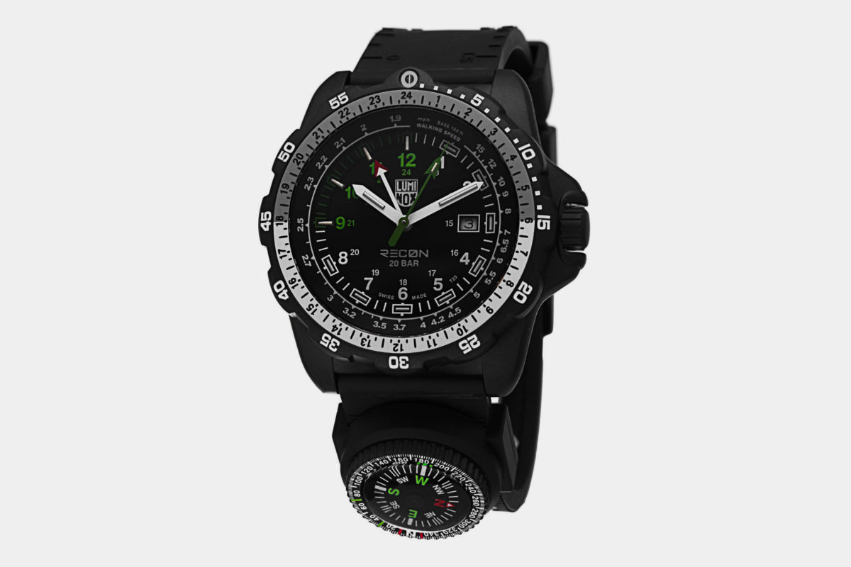 Luminox A.8832.MI Recon Analog Display Quartz Watch