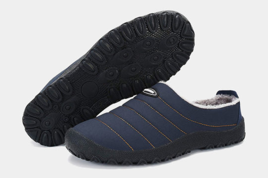 The 15 Best Camping Slippers for Men | Improb