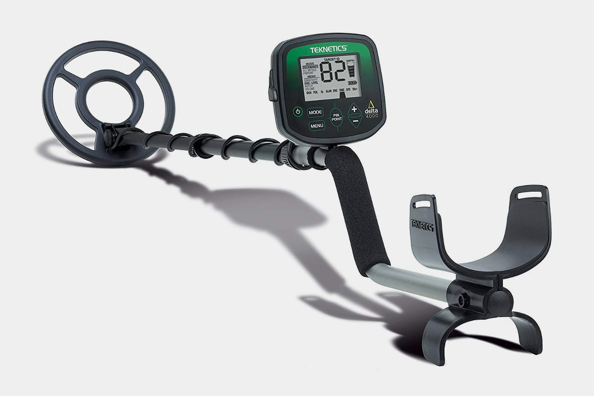 Teknetics Delta 4000 Metal Detector