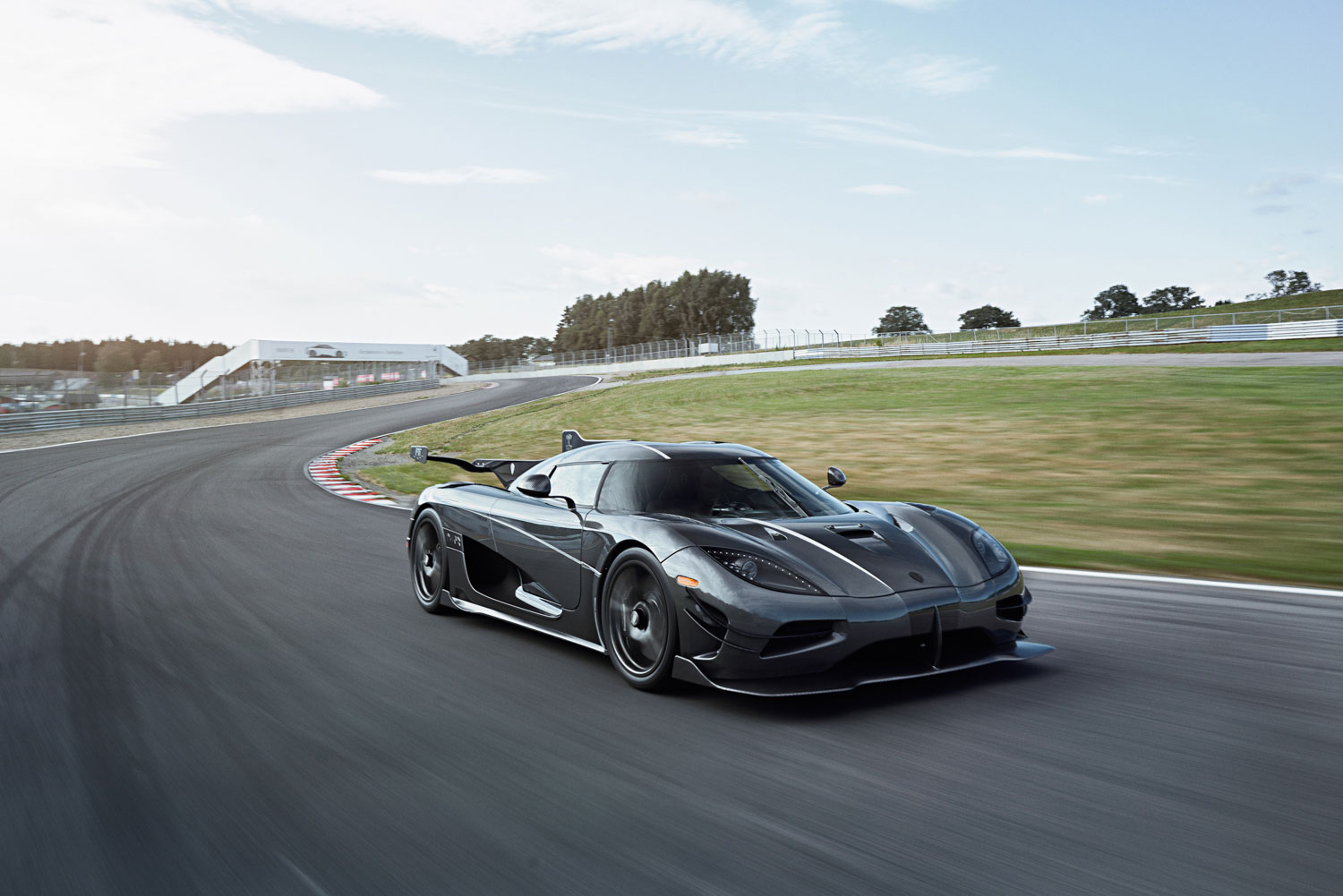 The 7 Fastest Cars in the World Right Now | Improb