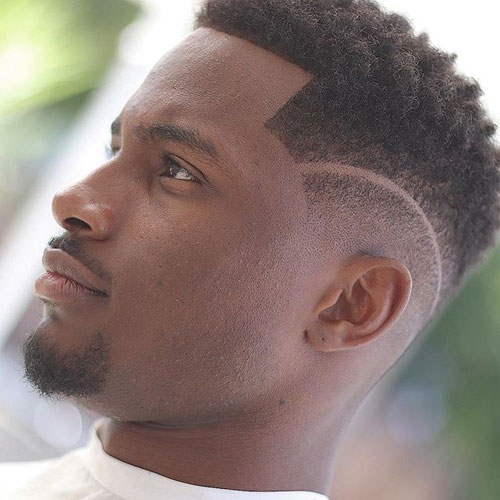Create a Line Design in the Low Fade of a Wavy Afro
